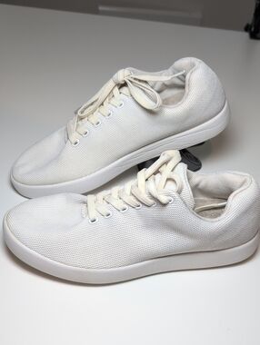 Atoms Knit Lace-Up Sneakers in Off-White